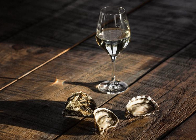 Daydrinking mit Austern und Champagner